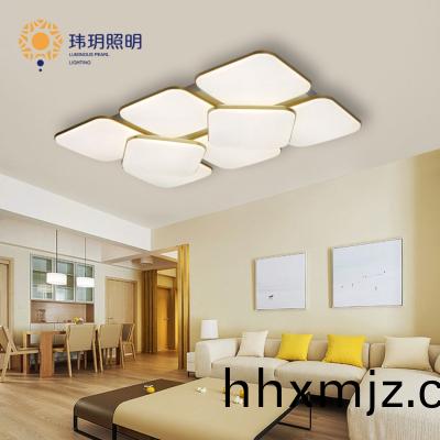 北(bei)歐(ou)后(hou)現(xiàn)(xian)代(dai)燈(deng)