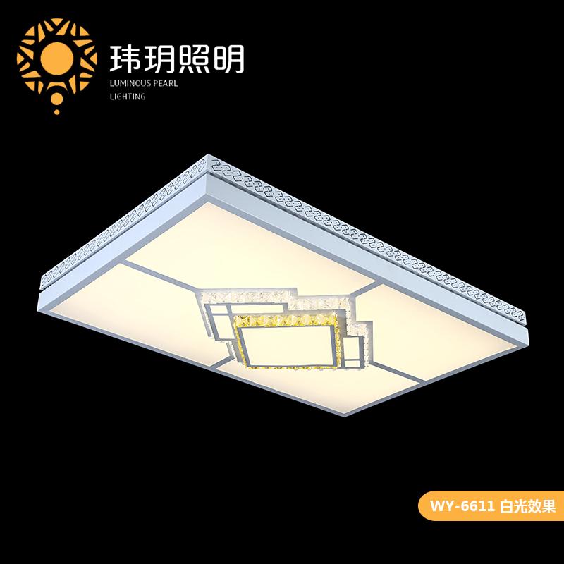 現(xiàn)代(dai)傢(jia)居鐵藝(yi)燈(deng)